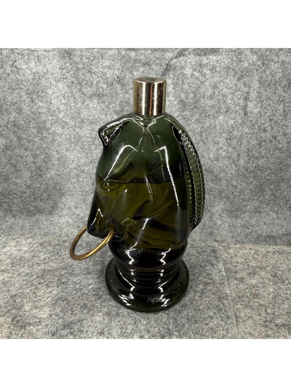Vintage Avon Green Glass Horse Head Decanter Bottle Wild Country 4 oz 70’s 183